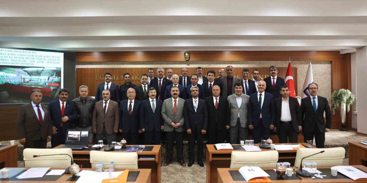 Başkan Sekmen: "İnsanı merkeze alan bir belediyecilik anlayışındayız"