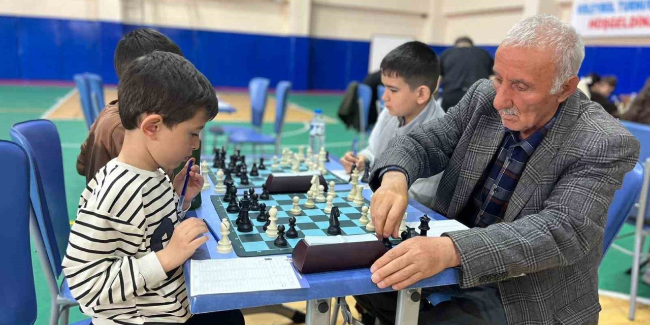 Hasköy’de satranç turnuvası tamamlandı