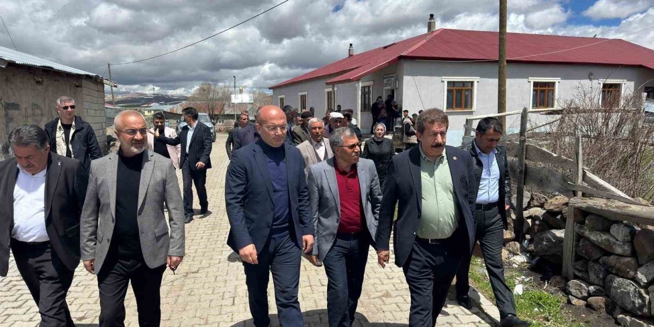 Fırat, Tekman ve Karayazı’da halkla buluştu