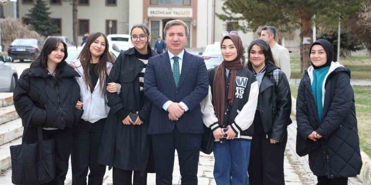 Vali Aydoğdu’dan gençlere umut dolu mesaj