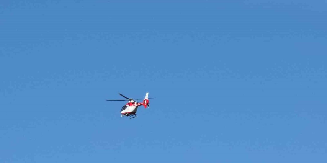 Bahçesaray’da kalp hastası için hava ambulansı havalandı