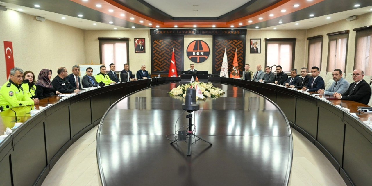 Erzurum’da trafik güvenliği zirvesi