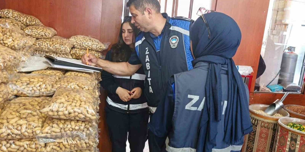 Kurban Bayramı öncesi kuruyemiş işletmelerine denetim