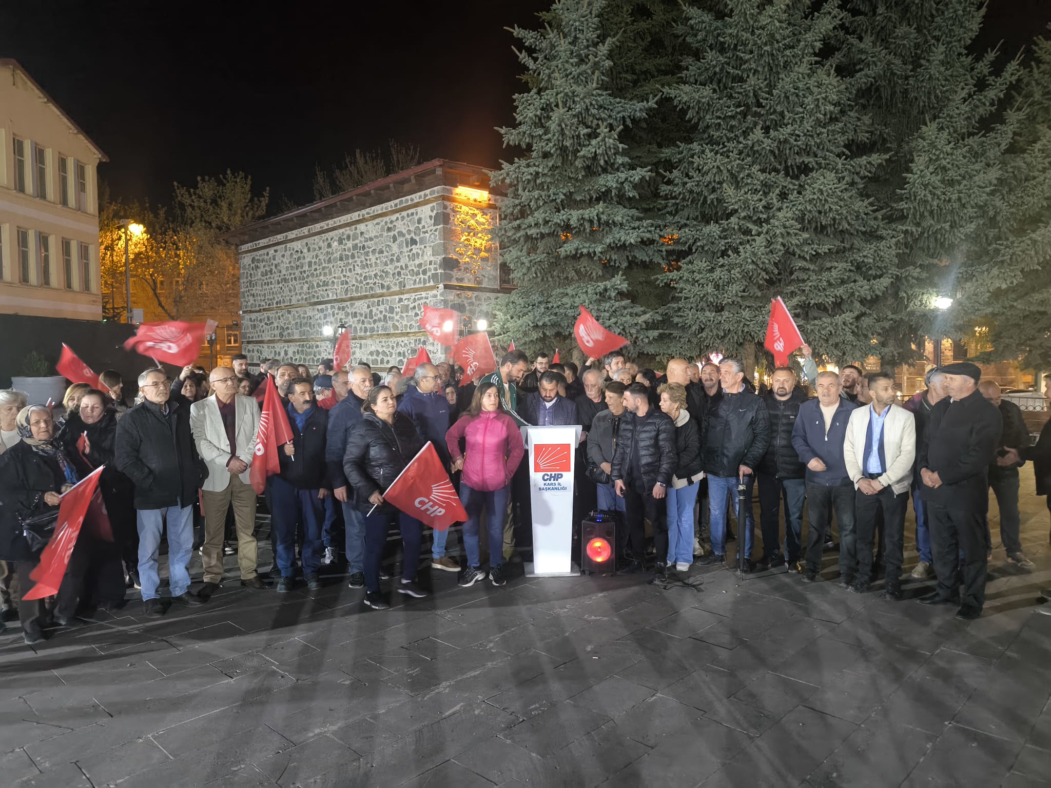 Kars'ta CHP'den kurultay iptaline tepki!