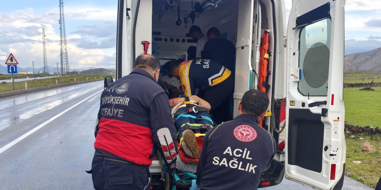 Van’ın Çaldıran ilçesinde trafik kazası: 5 yaralı