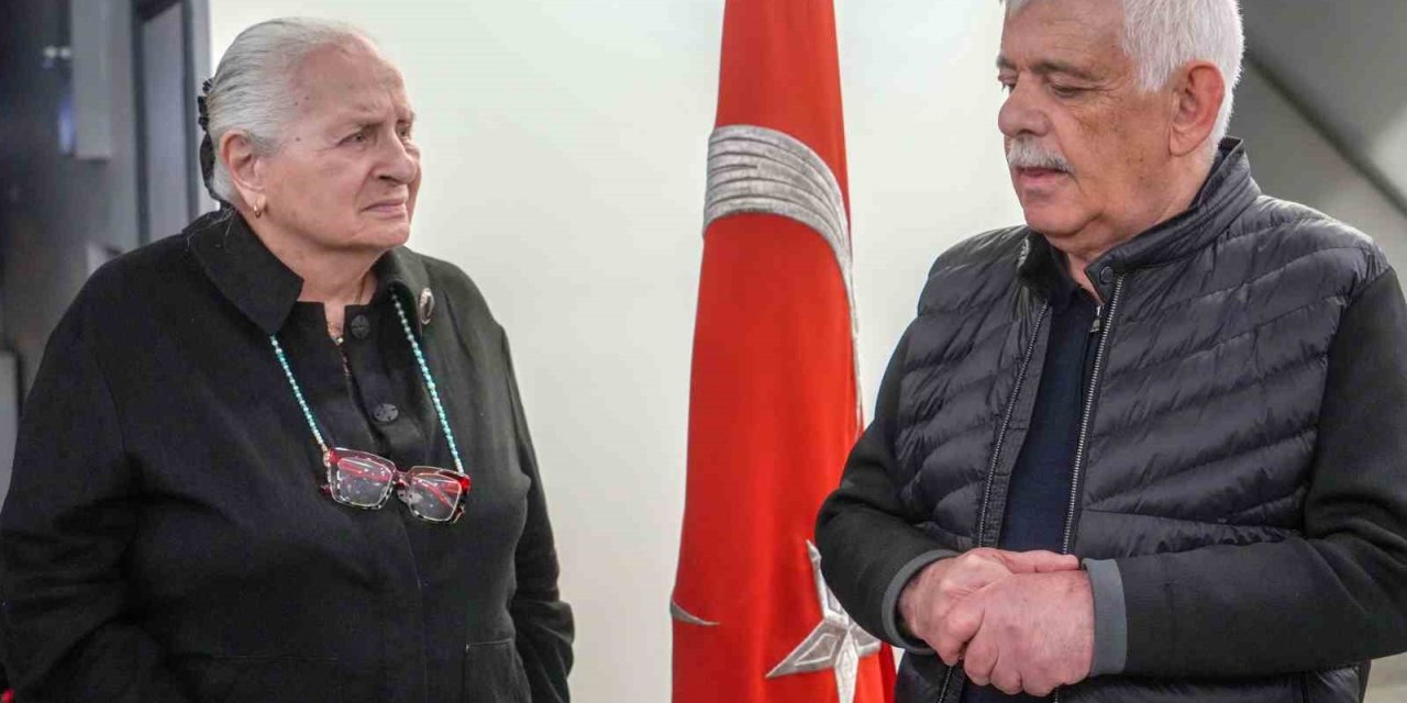 Erzurum Kazım Karabekirbekir Paşa’nın kızını bağrına bastı
