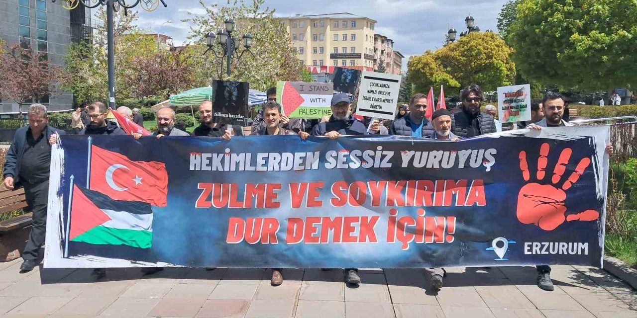 Erzurum’da sağlıkçılar 132’nci kez Gazze için yürüdü