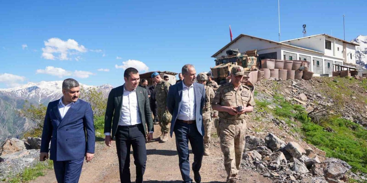 Vali Taşyapan, güvenlik güçleriyle bir araya geldi