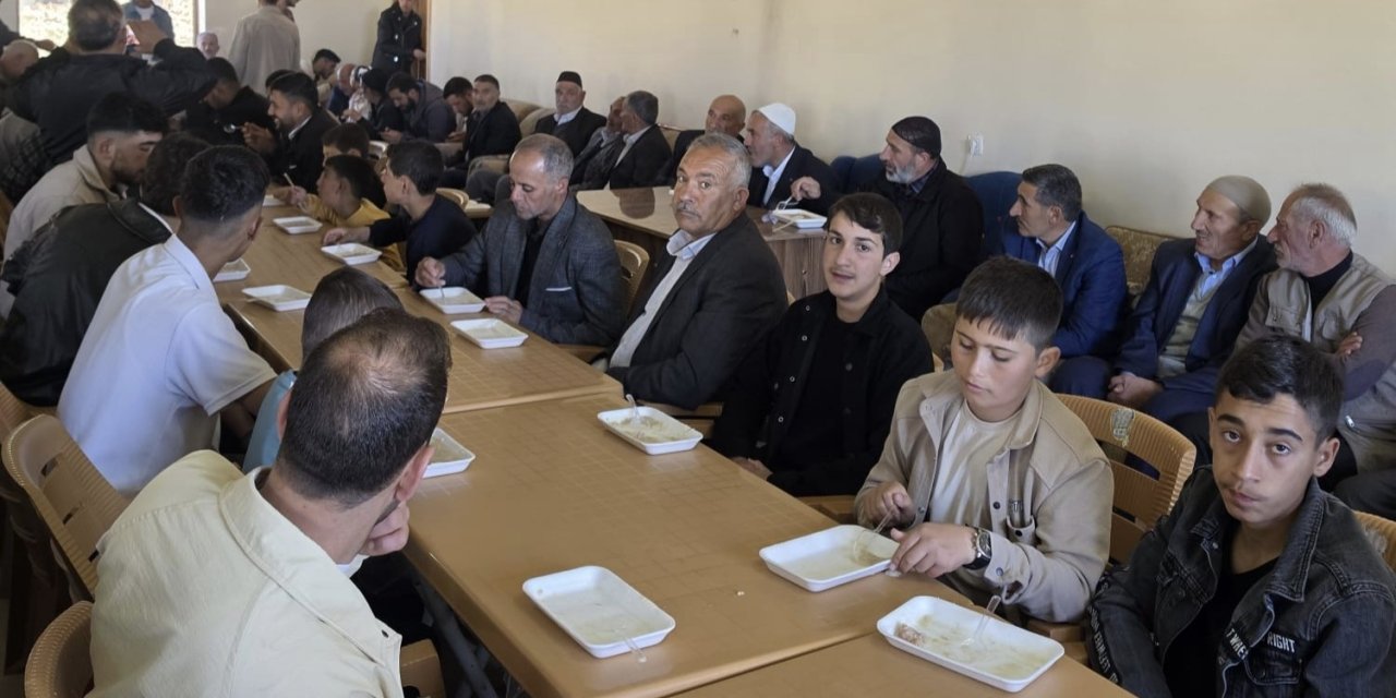 Bu köyde bayramlar "Halise" sofrasında kutlanıyor