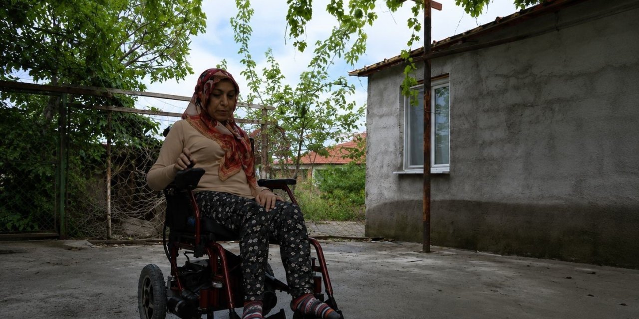 Büyükşehir Belediyesi’nden engelli bireylere akülü sandalye desteği