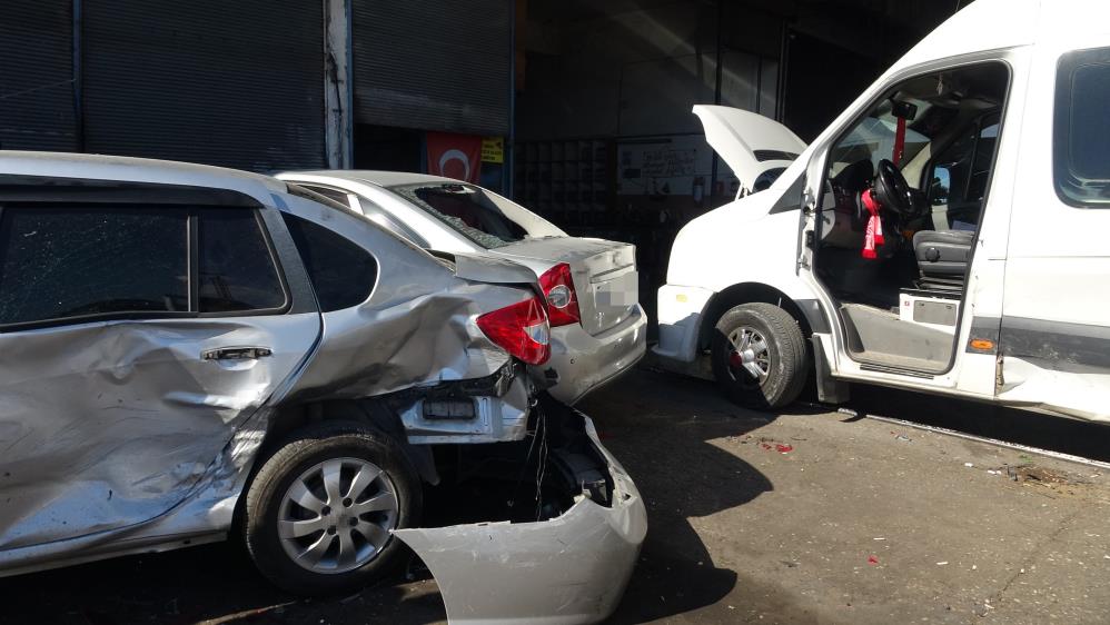 Takılan gaz pedalı ortalığı savaş alanına çevirdi