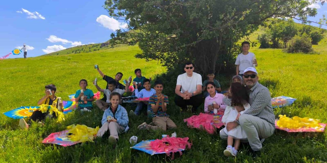 Hasköy’de uçurtma şenliği düzenlendi