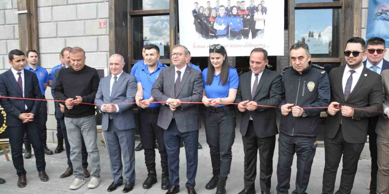 Kars’ta Ceza İnfaz Kurumları eğitim sergisi açıldı