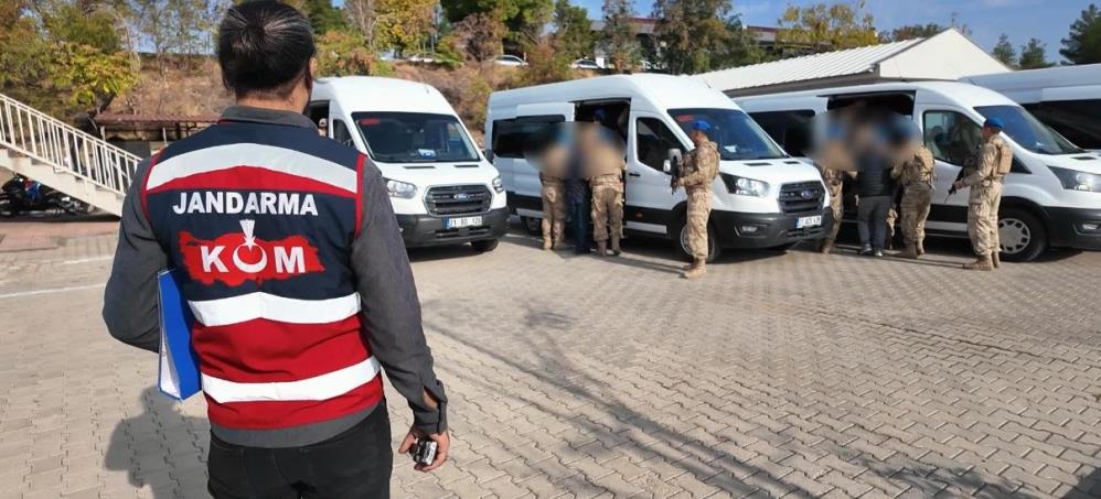 Diyarbakır'da uyuşturucu operasyonu: 18 gözaltı, 15 milyar lira değerindeki malvarlığına el konuldu