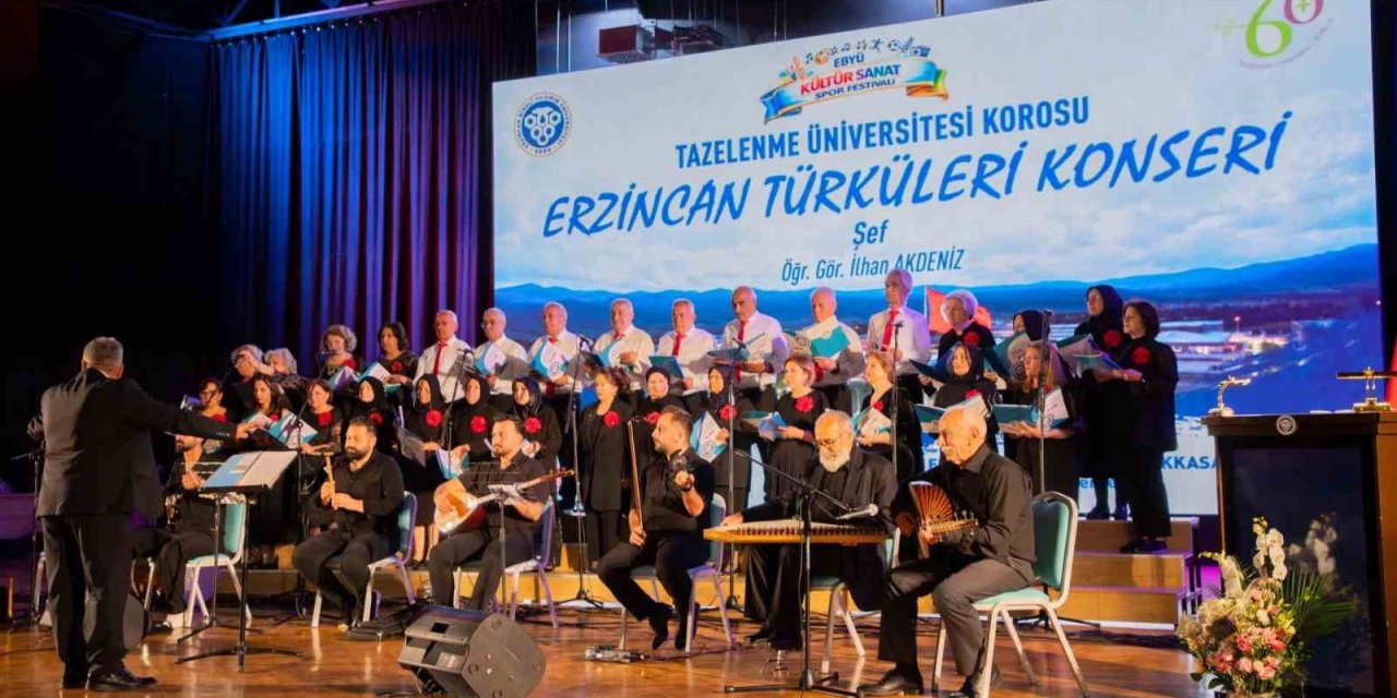 Tazelenme Üniversitesi Korosundan "Erzincan Türküleri" konseri