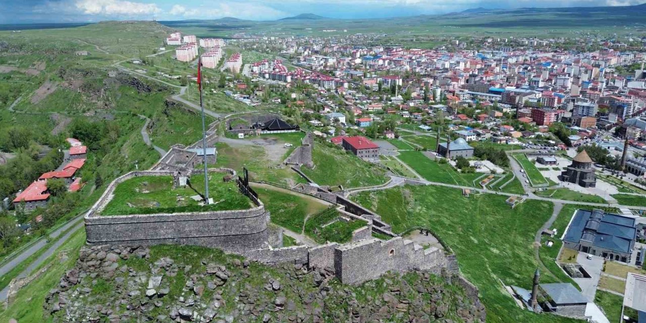 Kars’ta bölgesel kalkınma hamlesi: KAI bölgesi için 2030 vizyonu masaya yatırılıyor