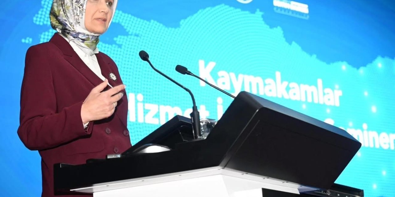 İçişleri Bakan Yardımcısı Kübra Güran Yiğitbaşı, kaymakamlarla buluştu
