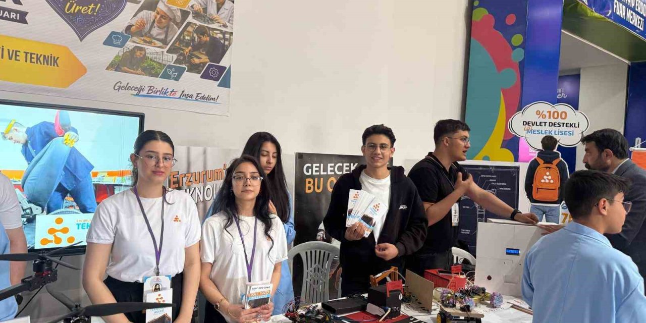 Gençlerin yetenekleri takdir topladı