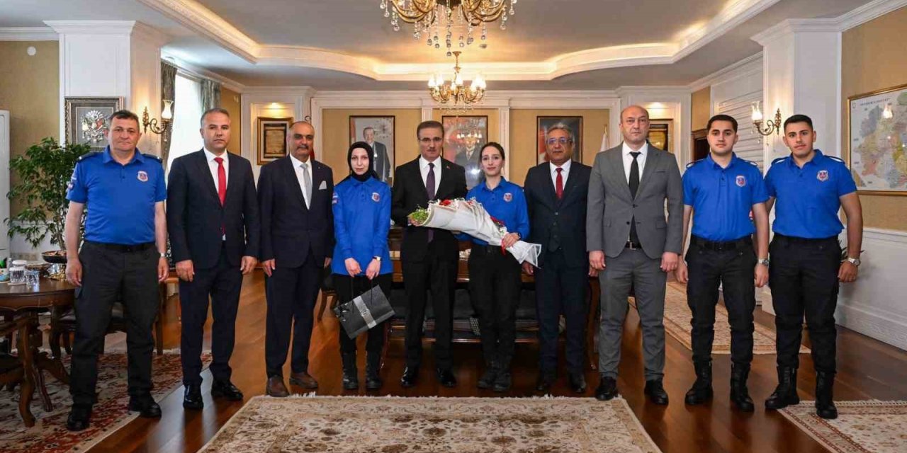 Erzurum Valisi Baruş, ceza infaz personelini kabul etti
