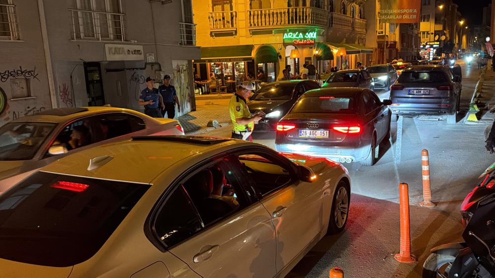 Genez Sokakta 5 araca 54 bin 492 lira para cezası yazıldı