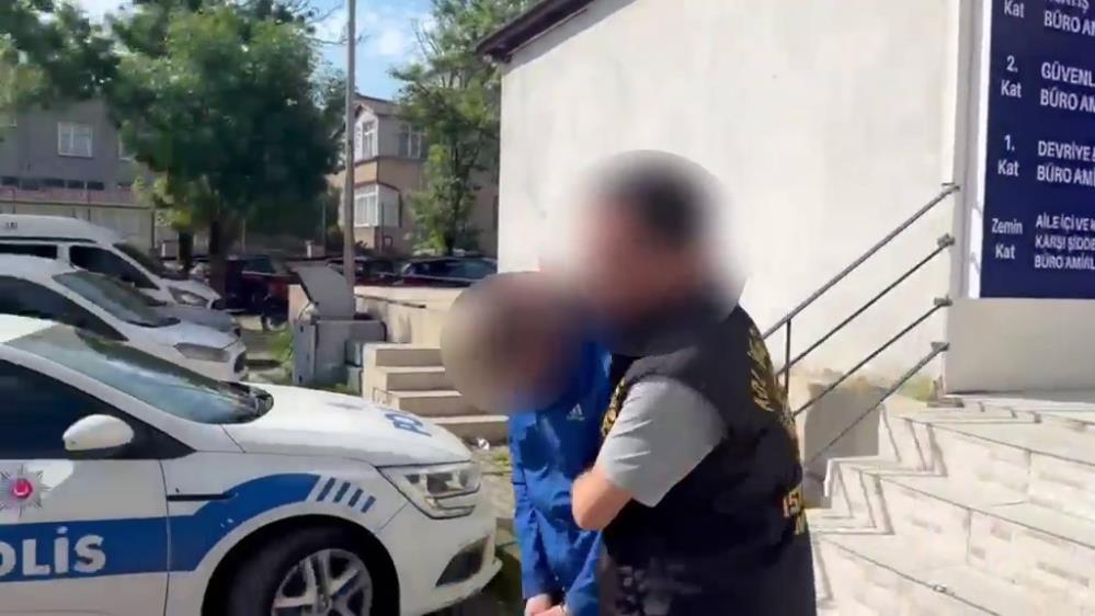 Avcılar'da uyuşturucu satıcısına polisten kurye kılığında operasyon