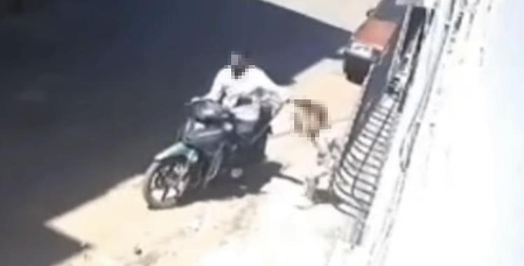 Küçük kızını darbedip motosikletle sürükleyen baba gözaltına alındı