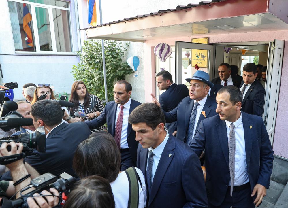 Ermenistan Başbakanı Paşinyan: "Türkiye ile diplomatik ilişkilerin kurulmasını bekliyorum"