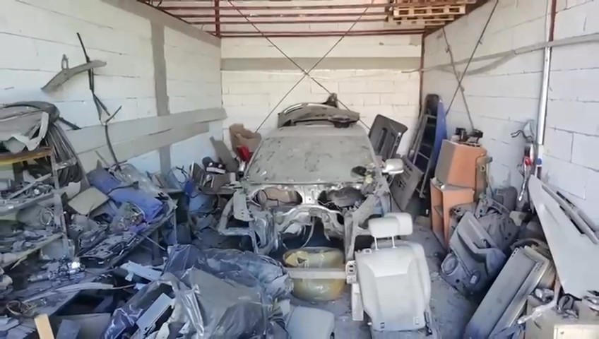 Kazalı lüks araçları change işlemiyle piyasaya süren şebeke çökertildi