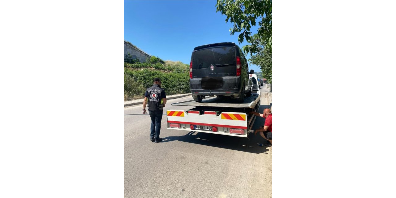 Kocaeli'de korsan taksi sürücüsü ve yolcuya ceza