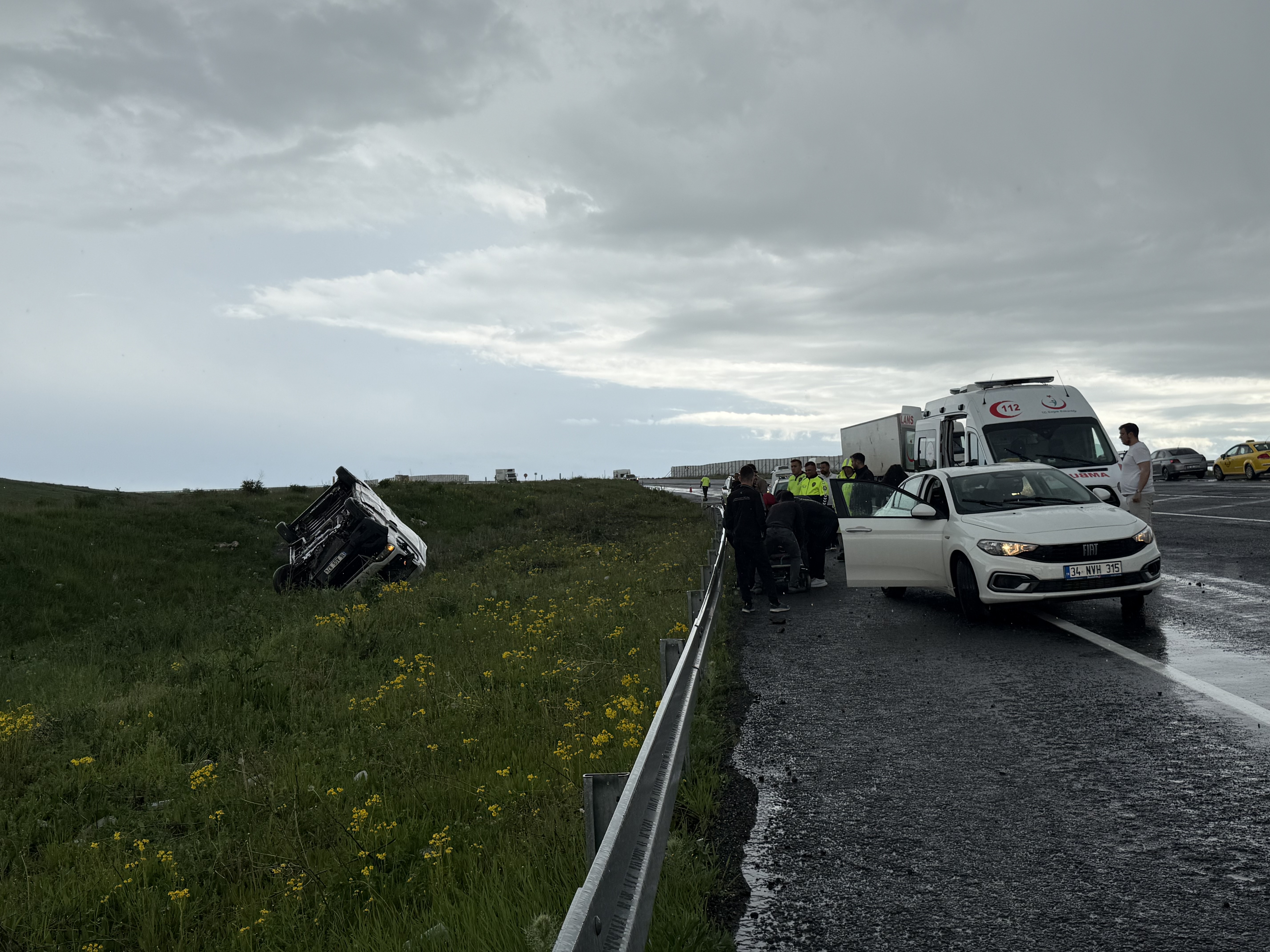 Kars- Ardahan Yolunda Trafik Kazası: Bir Yaralı