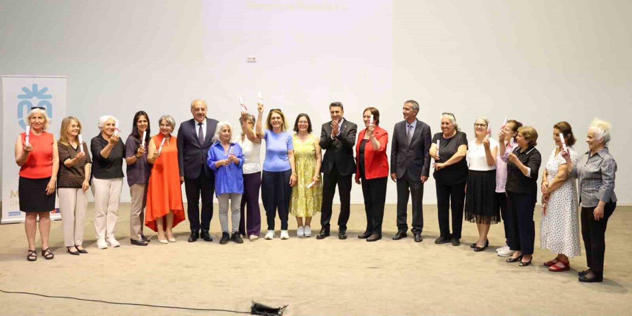 Tunceli’de anlamlı mezuniyet buluşması