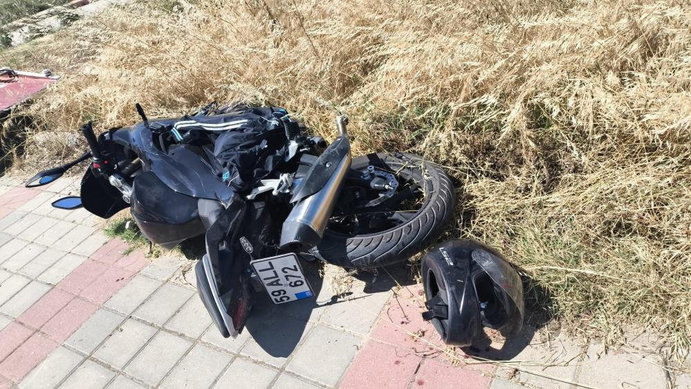 Keşan’da otomobil ile çarpışan motosikletin sürücüsü yaralandı