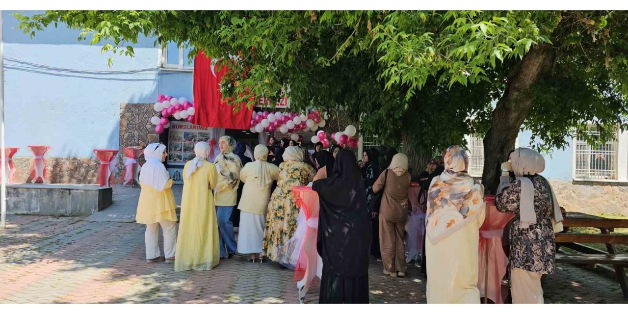 Hasköy’de "Hayat Boyu Öğrenme Haftası Sergisi" açıldı
