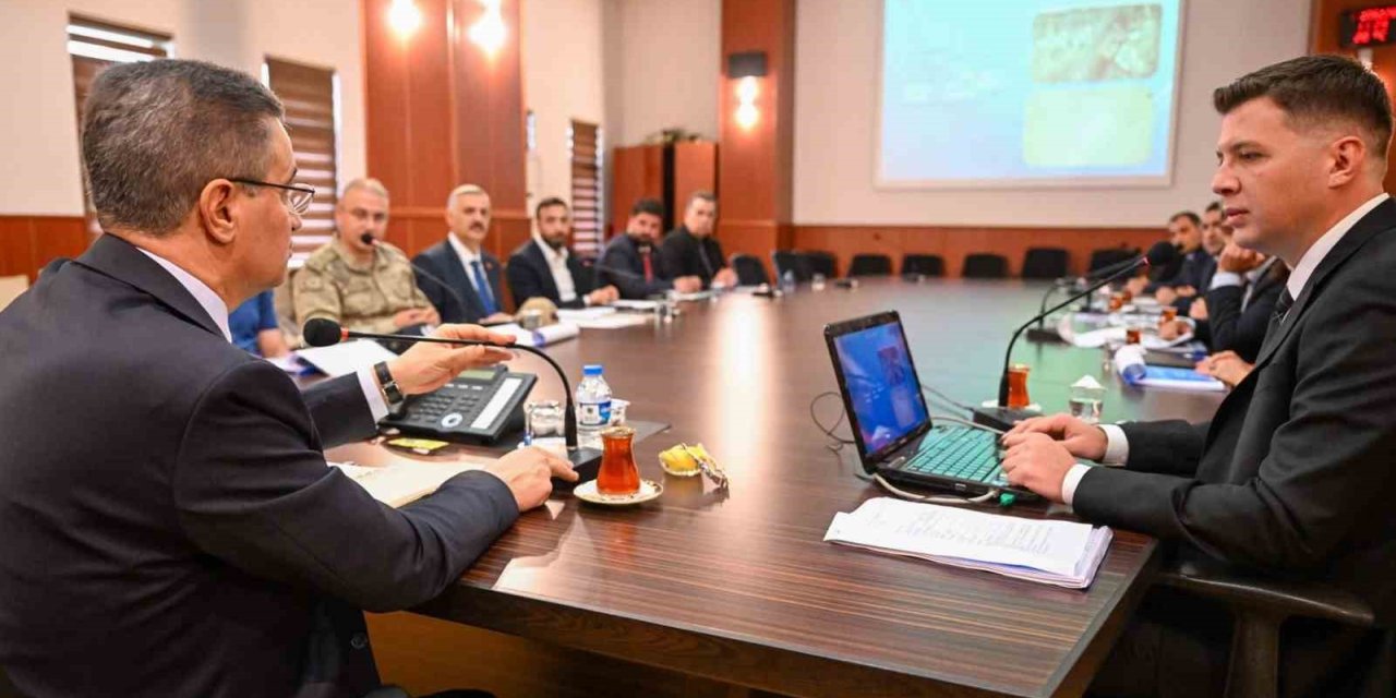 Vali Aydın Baruş Palandöken’de