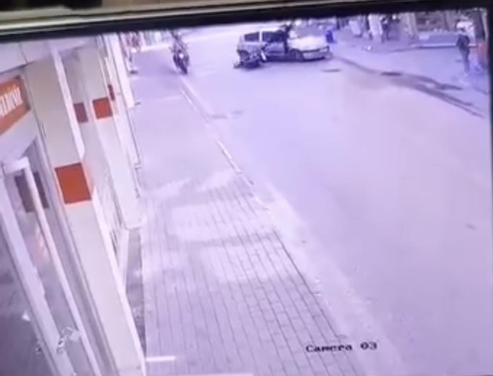 Bursa’da ilginç kaza...Yapay zeka değil, gerçek kaza görüntüsü