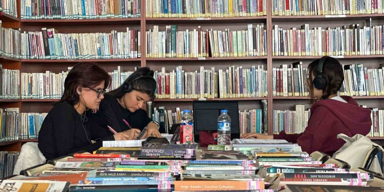 Erzurum’daki her iki kitaptan biri edebiyat içerikli