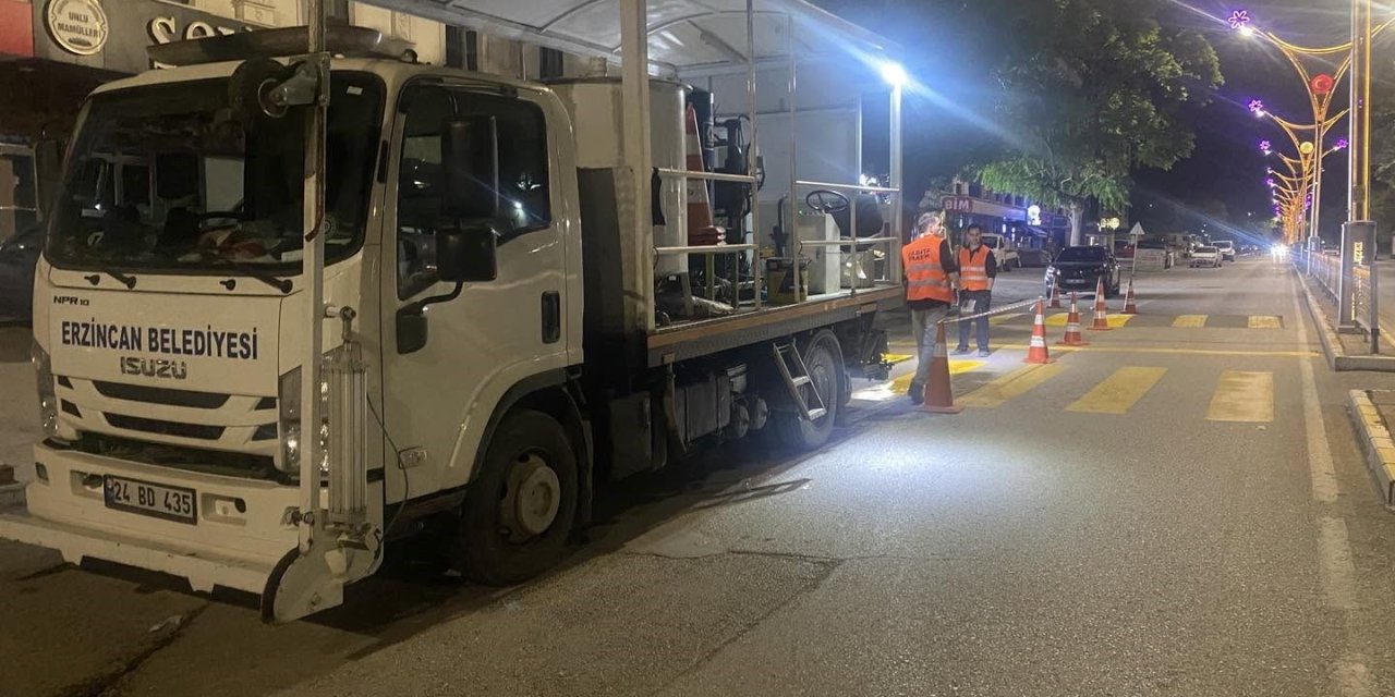 Erzincan’da yaya geçitleri yenileniyor