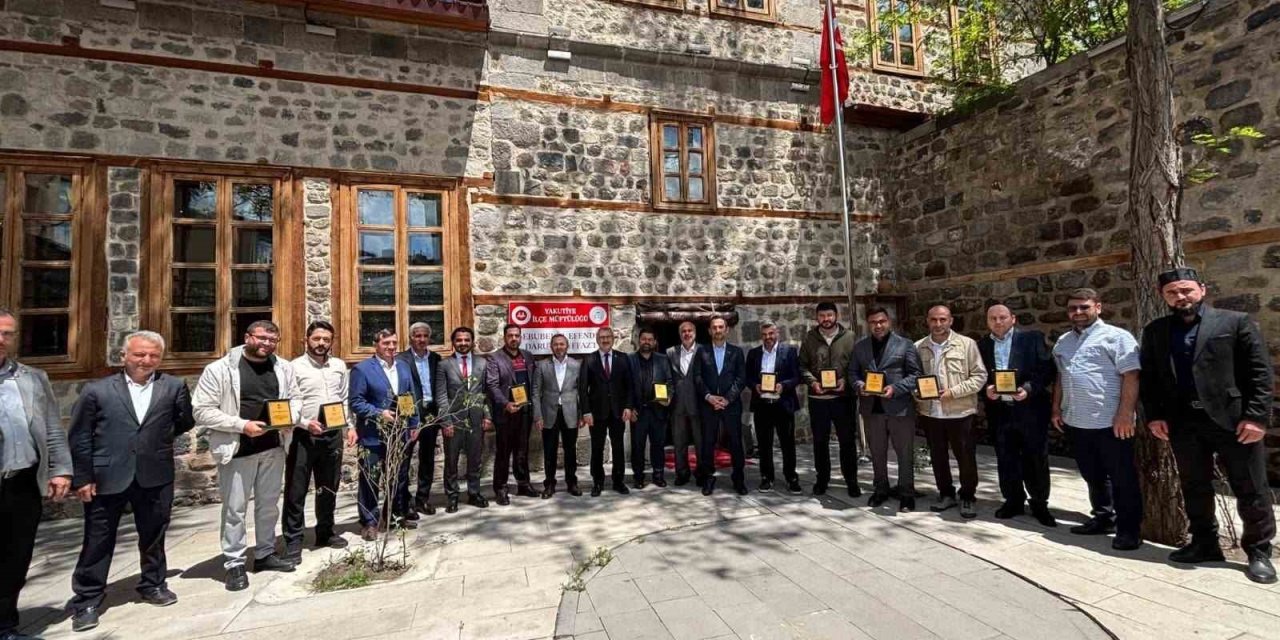 Ebubekir Efendi Daru’l Huffaz’ı da yıl sonu heyecanı