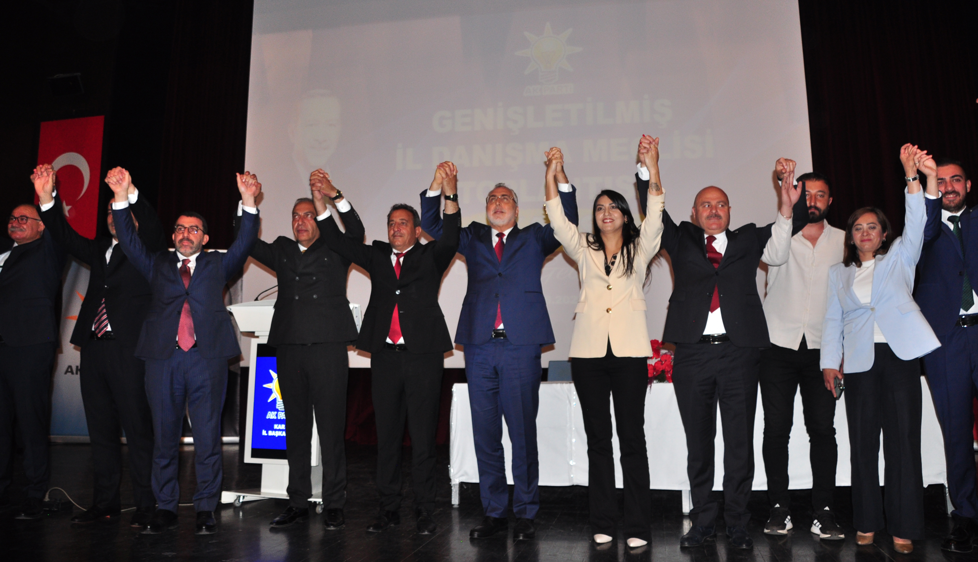 CHP'li Meclis Üyesi Katırağ AK Parti'ye Katıldı