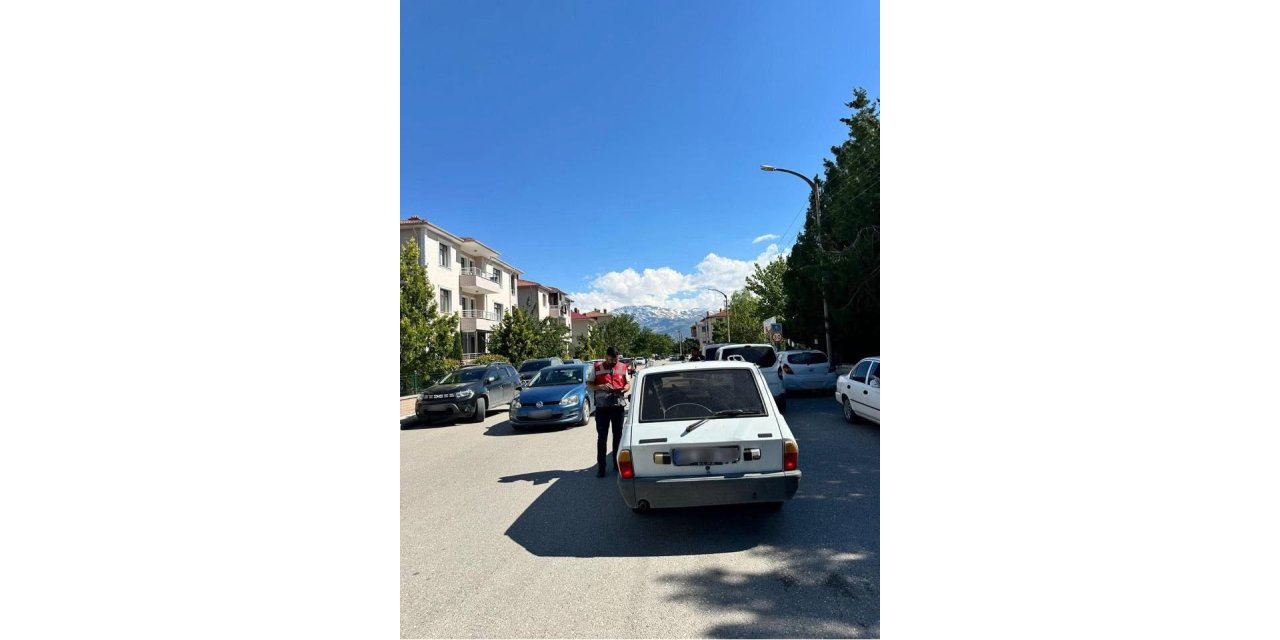 Erzincan’da okul çevrelerinde güvenlik uygulaması gerçekleştirildi