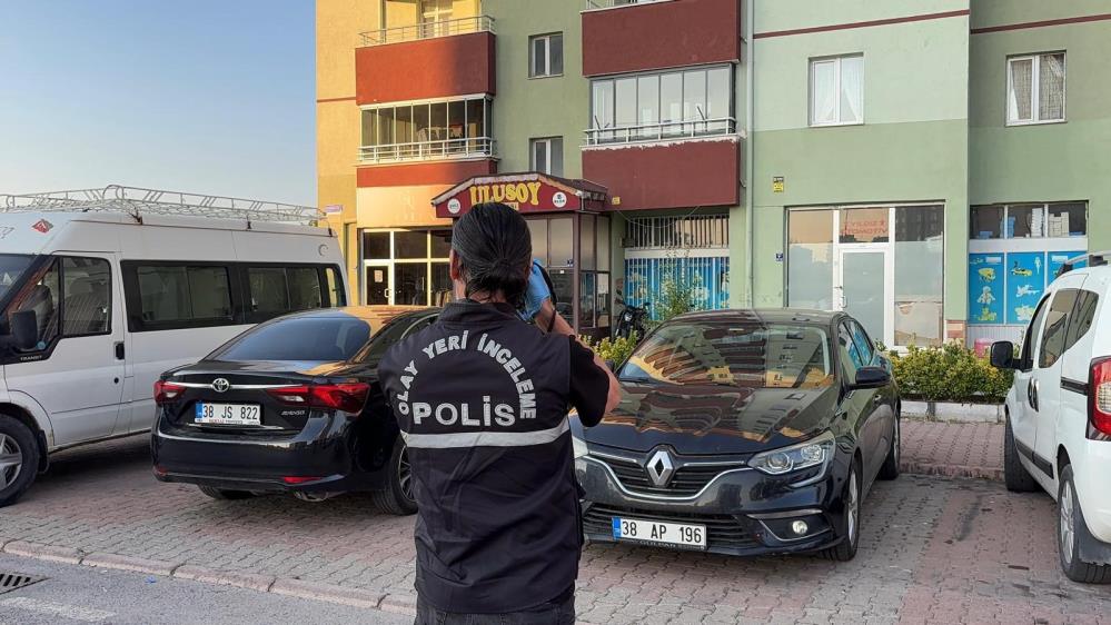 Kayseri’de bir kişi babası tarafından evde ölü bulundu