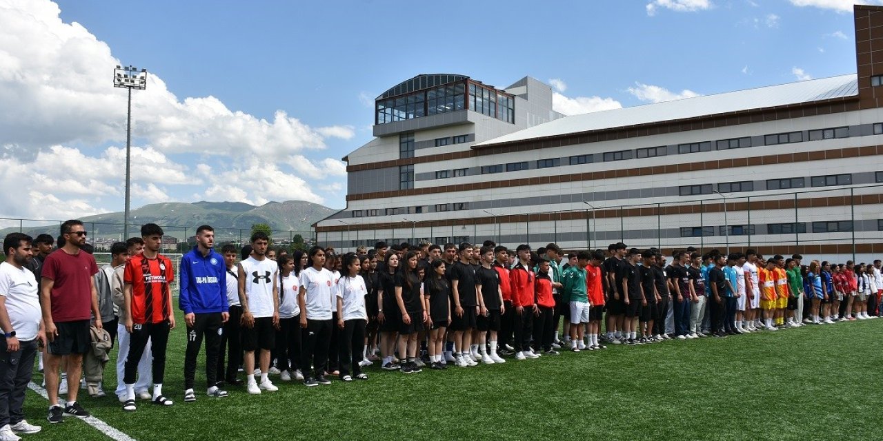 Sokaklar bizim futbol turnuvası başladı