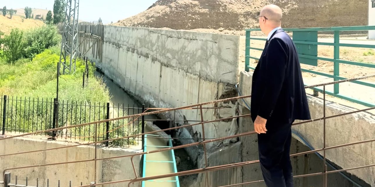 Esendere beldesinde duvar çalışmaları sürüyor