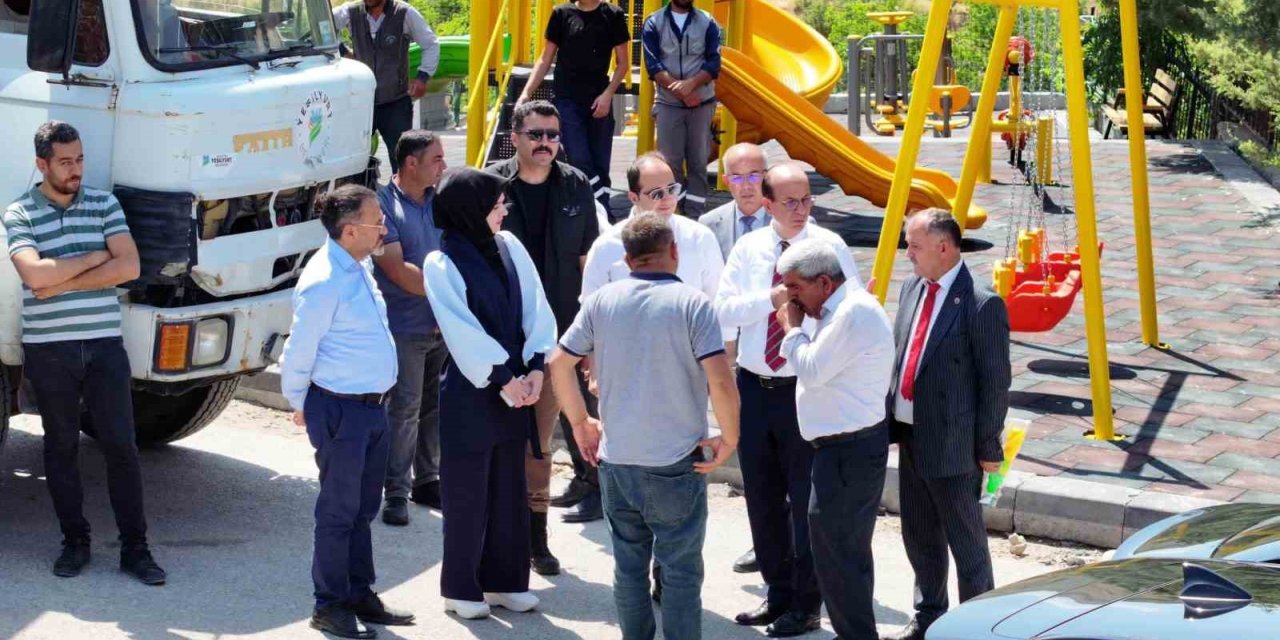 Yeşilyurt Belediyesi’nden Banazı’ya güneş enerjili çocuk parkı