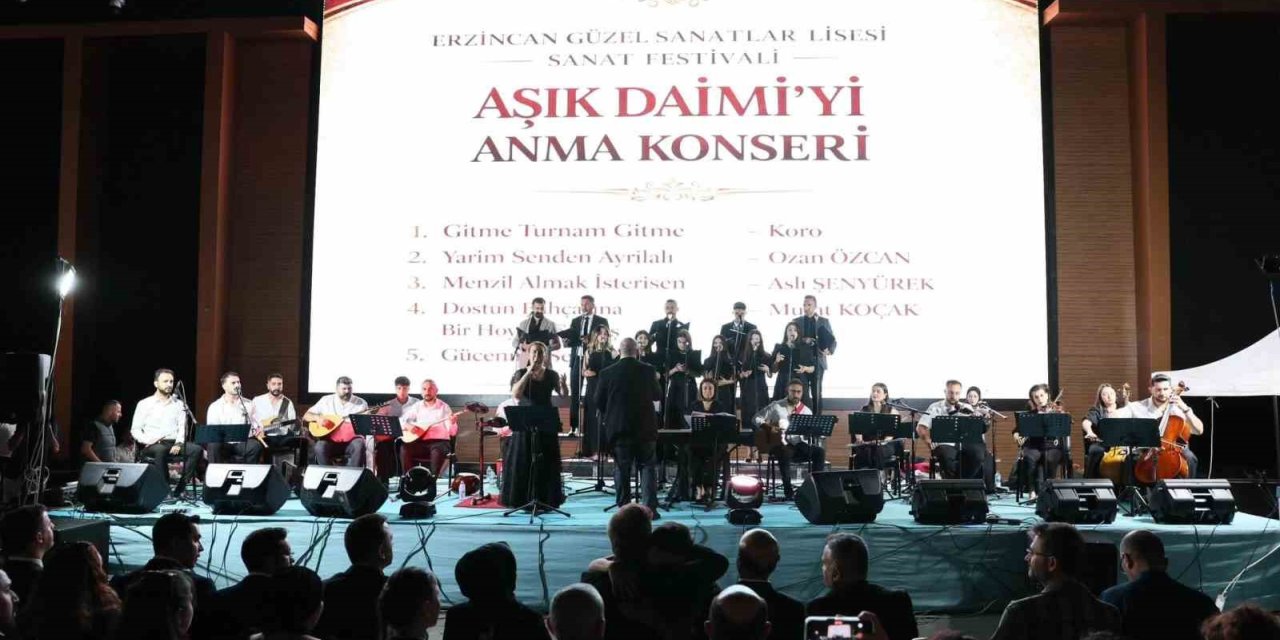 Erzincan’da Sanat Festivali Âşık Daimi eserleriyle başladı
