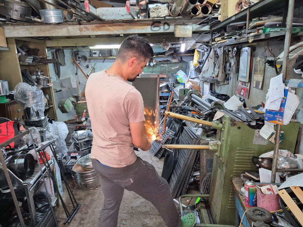 30 yıldır soba, mangal ve barbekü üretimi yapıyor