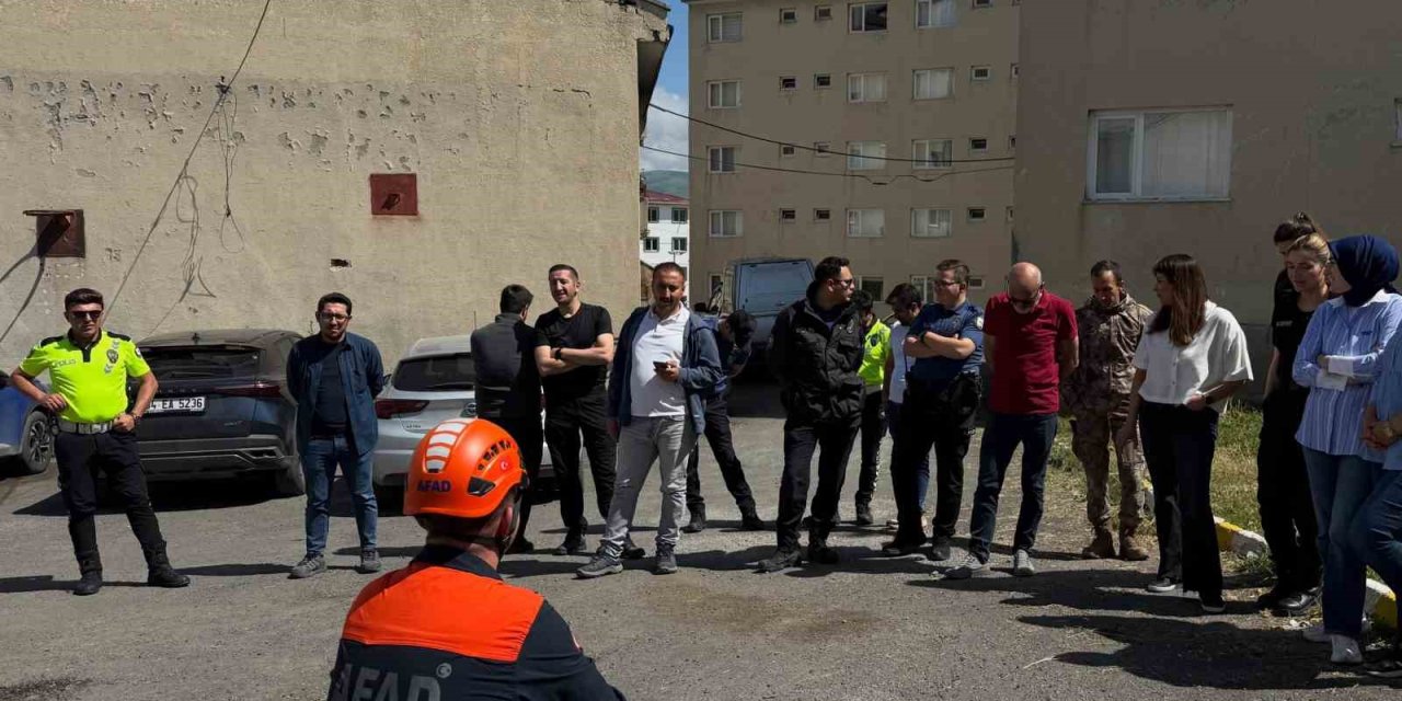 Ardahan’da Emniyet personeline ’afet farkındalık eğitimi’ verildi