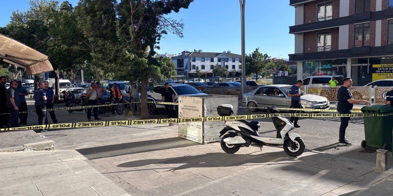 Erzincan’da bıçaklı ve sopalı kavga: 3 yaralı