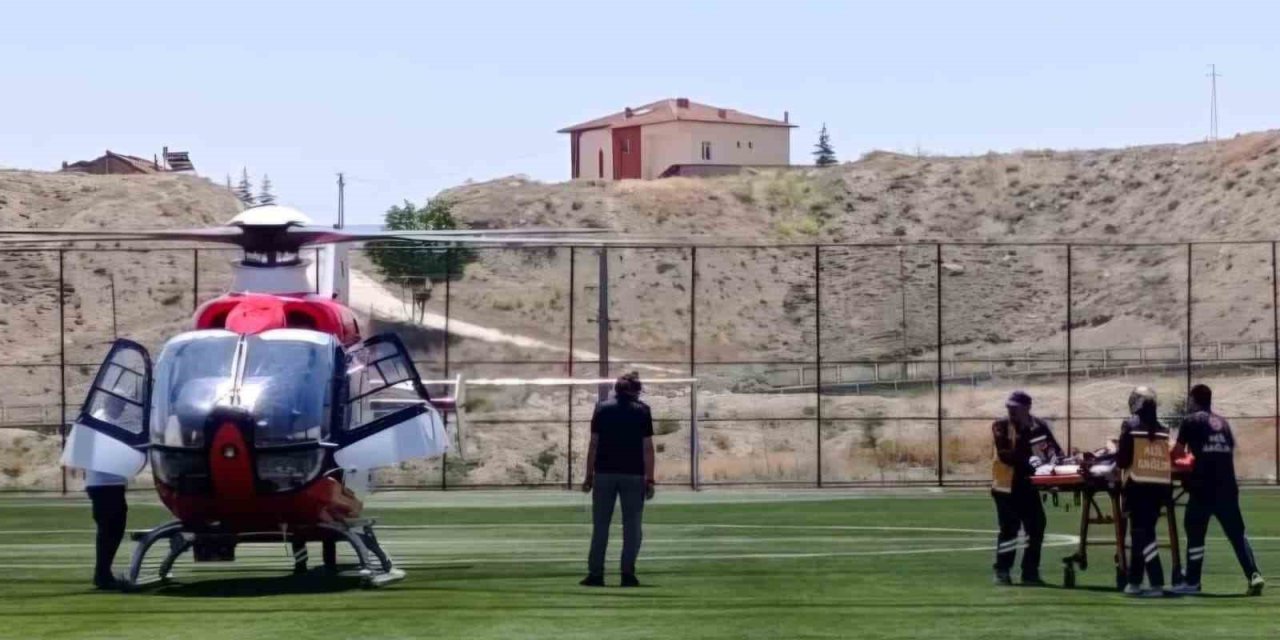 Kalp krizi geçiren hasta hava ambulansıyla Malatya’ya sevk edildi
