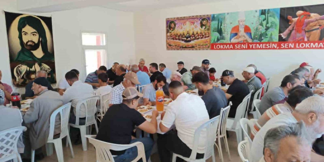 Tercan’da aşure kazanında kardeşlik kaynadı